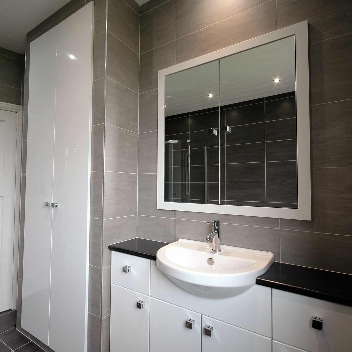 Bathrooms Suite